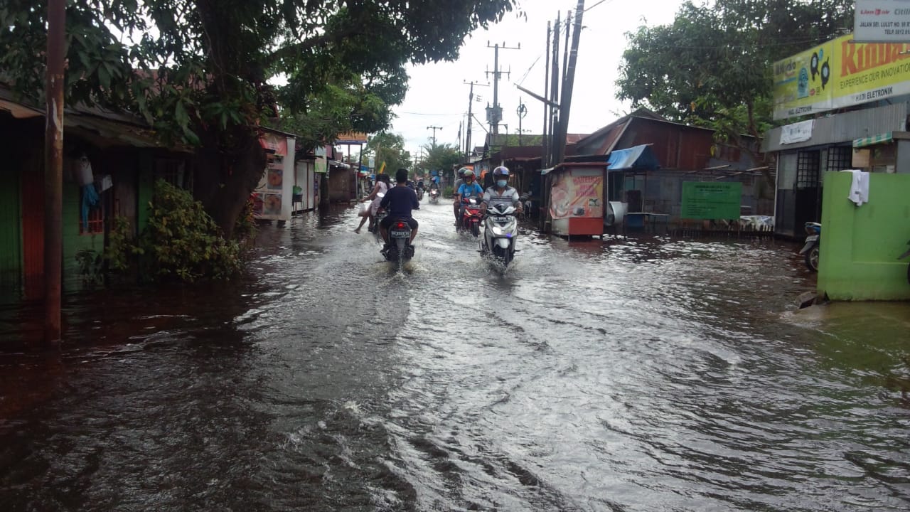 Foto 1 banjir 1