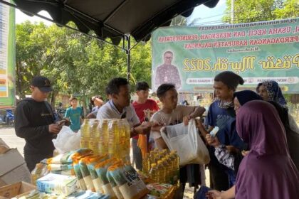 Penyelenggaraan pasar murah disetiap Kecamatan di Kabupaten Balangan