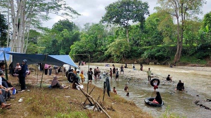 Objek wisata Meranting di Kecamatan Tebing Tinggi Kabupaten Balangan pada saat libur lebaran idul fitri 1444 H