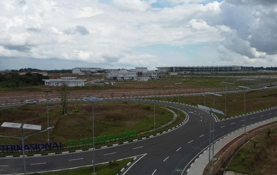 Jalan baru menuju Bandara Syamsudin Noor bakal dibangun menggunakan dana inpres. Sabtu (03/06/2023). (Foto: Media Center Kota Banjarbaru)
