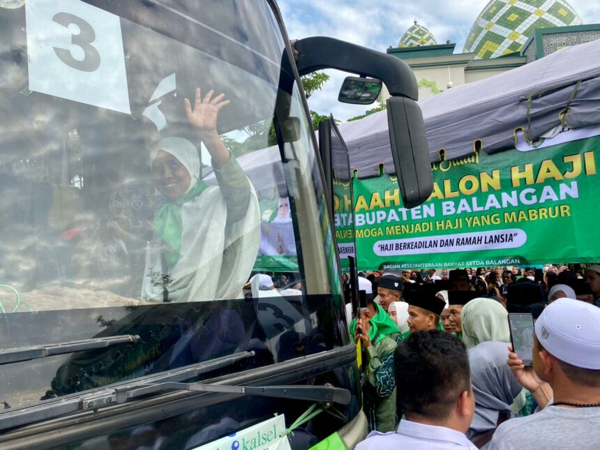 Pelepasan Jemaah calon haji Kabupaten Balangan di Masjid Al Akbar Balangan