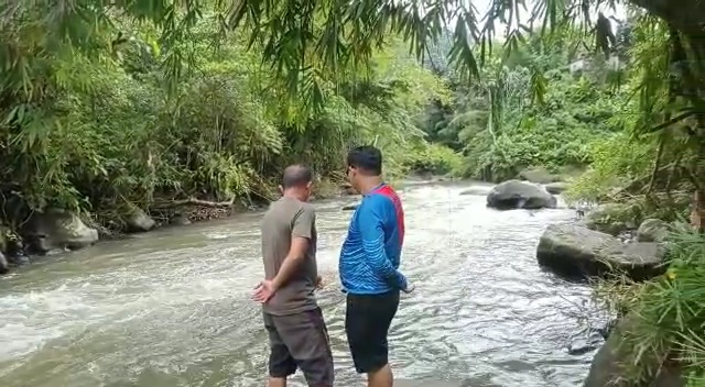Observasi sungai yang bakal dipertandingkan dalam Pra PON 2024 oleh Pengprov FAJI zona 3, bertempat di Kabupaten Minahasa Sulawesi Utara, pada Kamis (20/07/2023). (Foto: teras7.com)