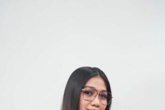 Influincer Via Sitorus Bacaleg DPRD Kota Banjarbaru Pindah Dari Partai NasDem Ke Partai Demorkat. Foto: Via_teras7.com