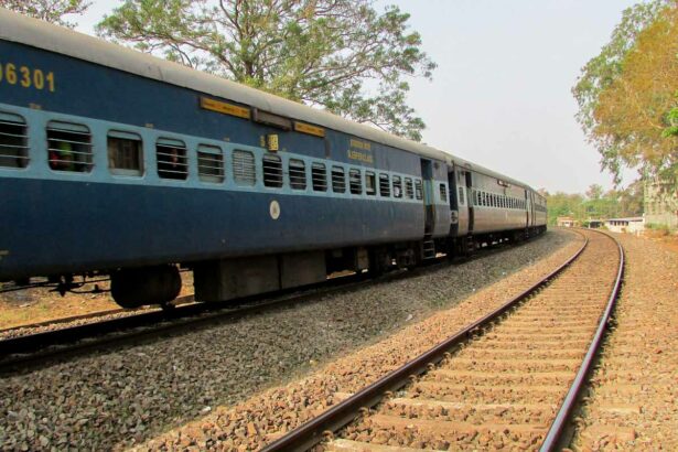 indian railway 271020 1280